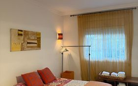 Granvia Fira Apartment